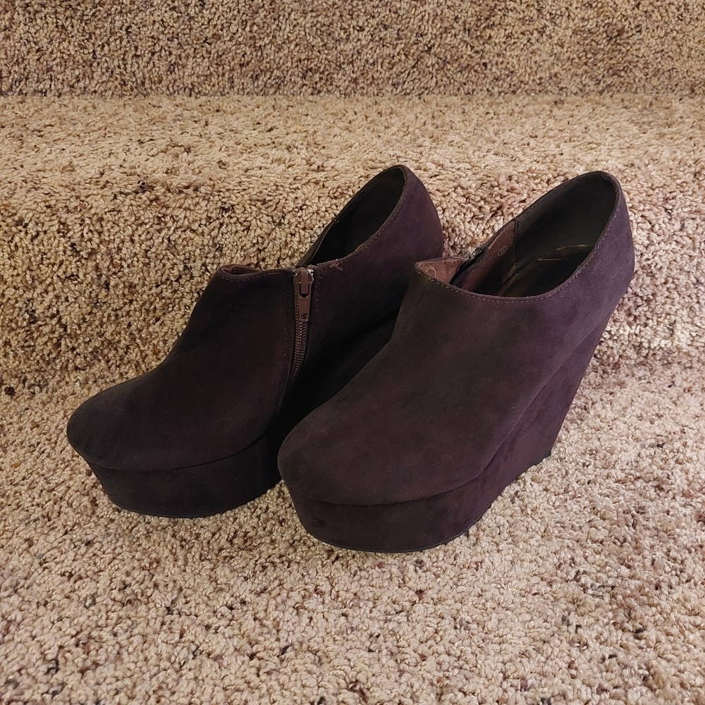 C Label Wales-3 Platform Booties Size 8